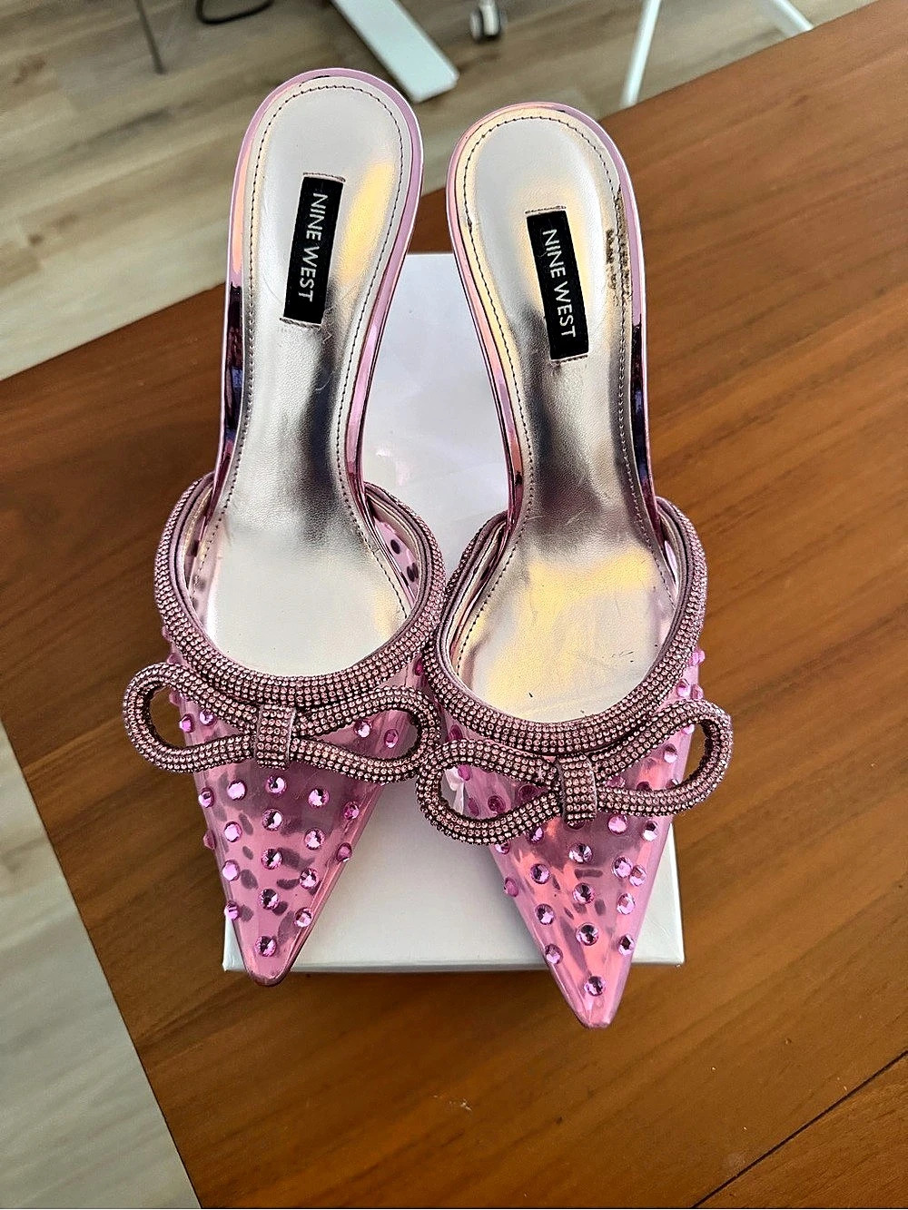 Nine West NANITA3 Pink Rhinestone Bow Heels US 9.5 M - Picture 3 of 5